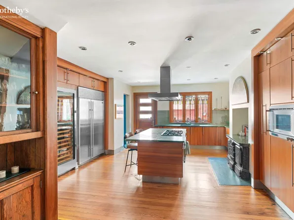 265 West 139th Street image 5 of 24