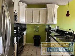 Bridgeview — Photo 4