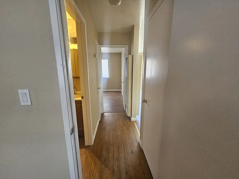 3417 Fairview Dr — Photo 3