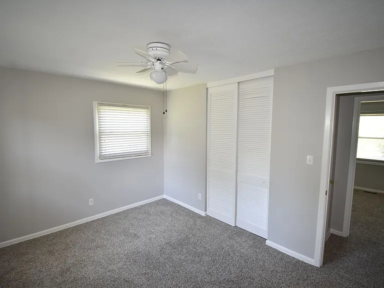 328 Desmond Dr — Photo 14