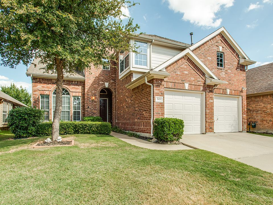 1st image of 2421 Pheasant Dr