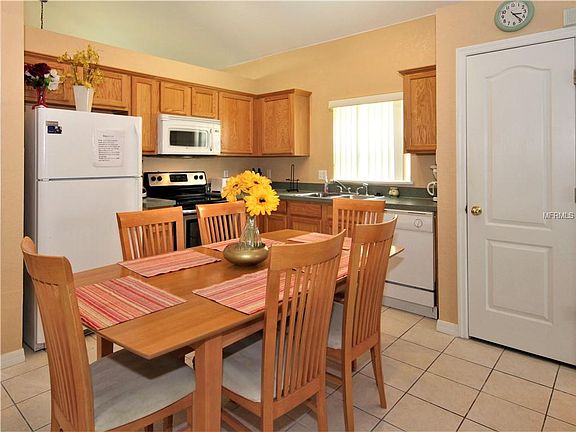 3rd image of 17827 Woodcrest Way