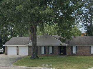 1600 Kenwood Ct SE, Decatur, AL 35601