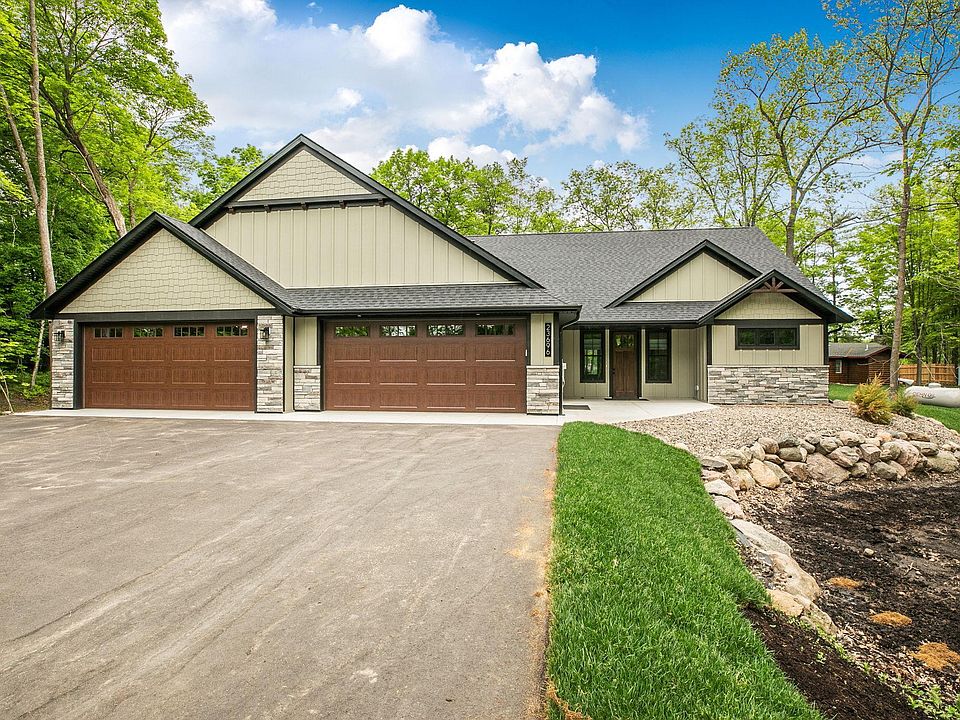 1st image of 23696 Warren Ln