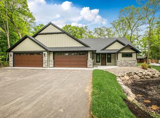 23696 Warren Ln, Deerwood, MN 56444