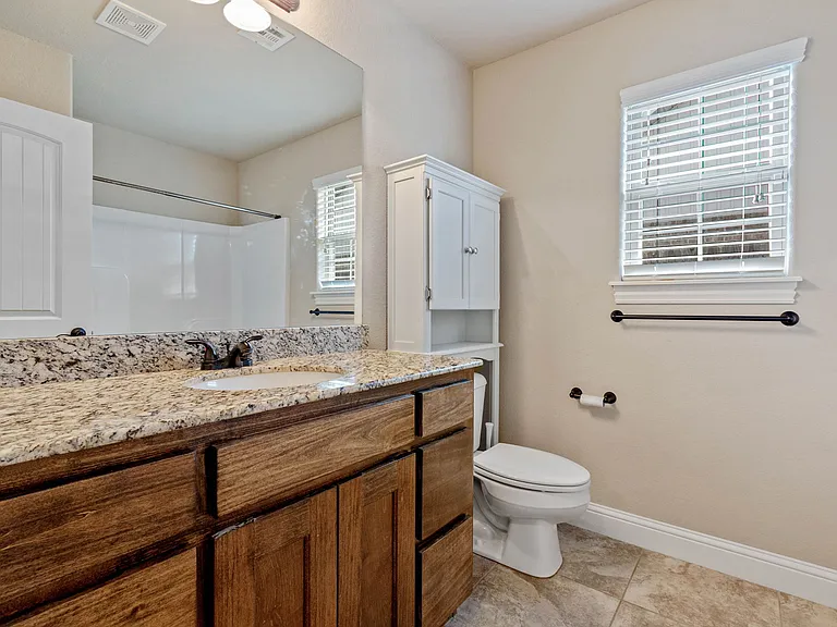 3100 SW Fernwood Ave — Photo 6