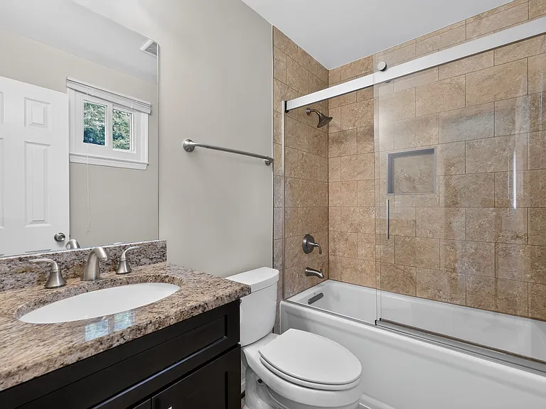 4898 Wheatstone Dr — Photo 14