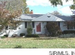 2217 Poplar St, Highland, IL 62249