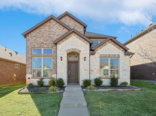 2320 Brightstone Dr, Aubrey, TX 76227