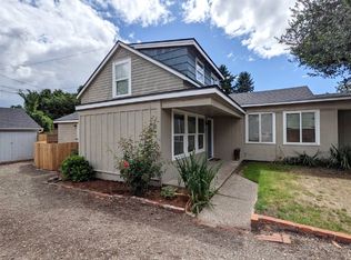 112 E Hillcrest Dr, Eugene, OR 97404