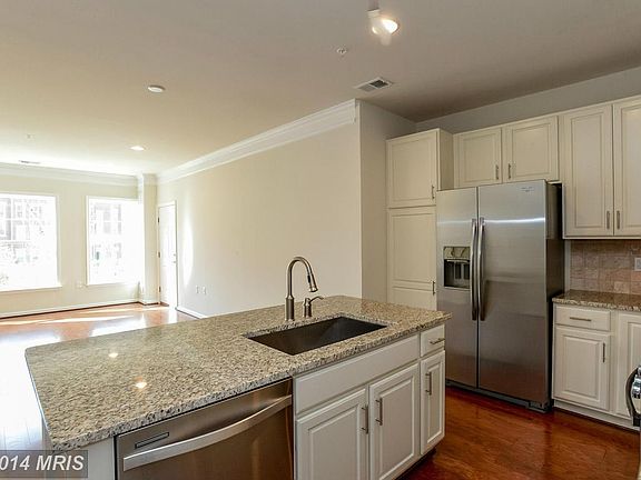 4th image of 2956 Finsbury Pl Suite 121