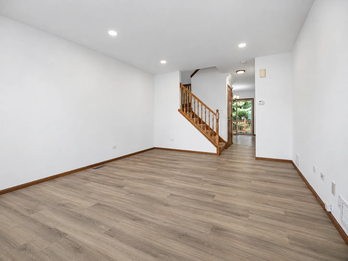 3 bed, 3.5 bath, 1528 sqft, $2,750 — Photo 3