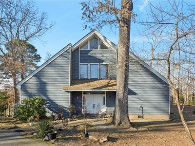 2210 Wolfsnare Rd, Virginia Beach, VA, 23454