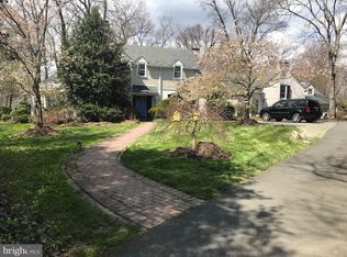 1105 Vassar Rd, Alexandria, VA 22314