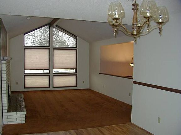2nd image of 616 Lynnwood Ct