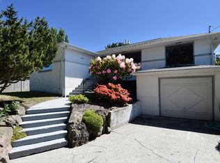 3025 NW 92nd St, Seattle, WA 98117