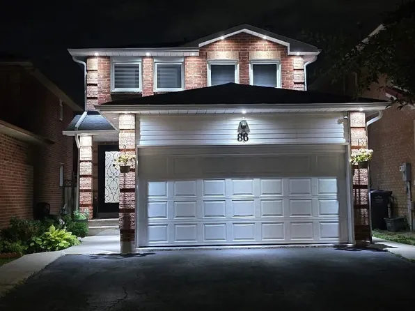 86 Whitehaven Dr, Brampton, ON L6Z 2R4