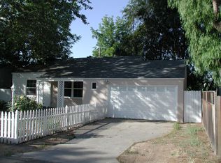 416 Devirian Pl, Altadena, CA 91001