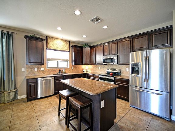 2nd image of 23114 N 42nd Pl