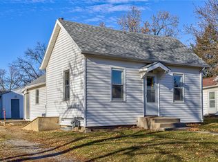 310 1st Ave S, State Center, IA 50247