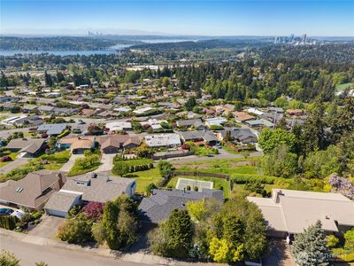 13712 SE 44th Street, Bellevue, WA, 98006