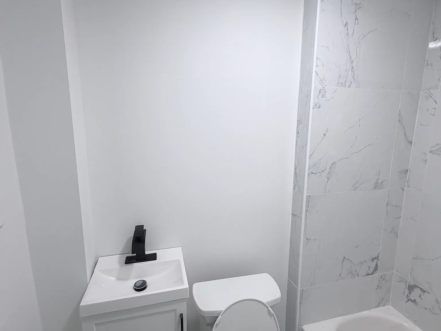 2 bed, 1100 sqft, $1,700 — Photo 3