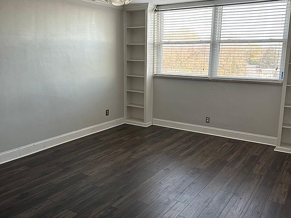 5th image of 3415 W End Ave #905D