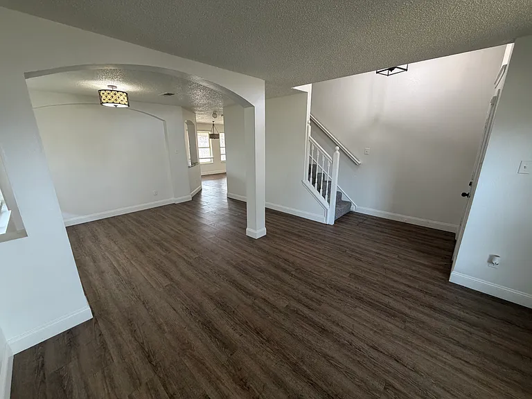4022 Wiltshire Dr — Photo 19