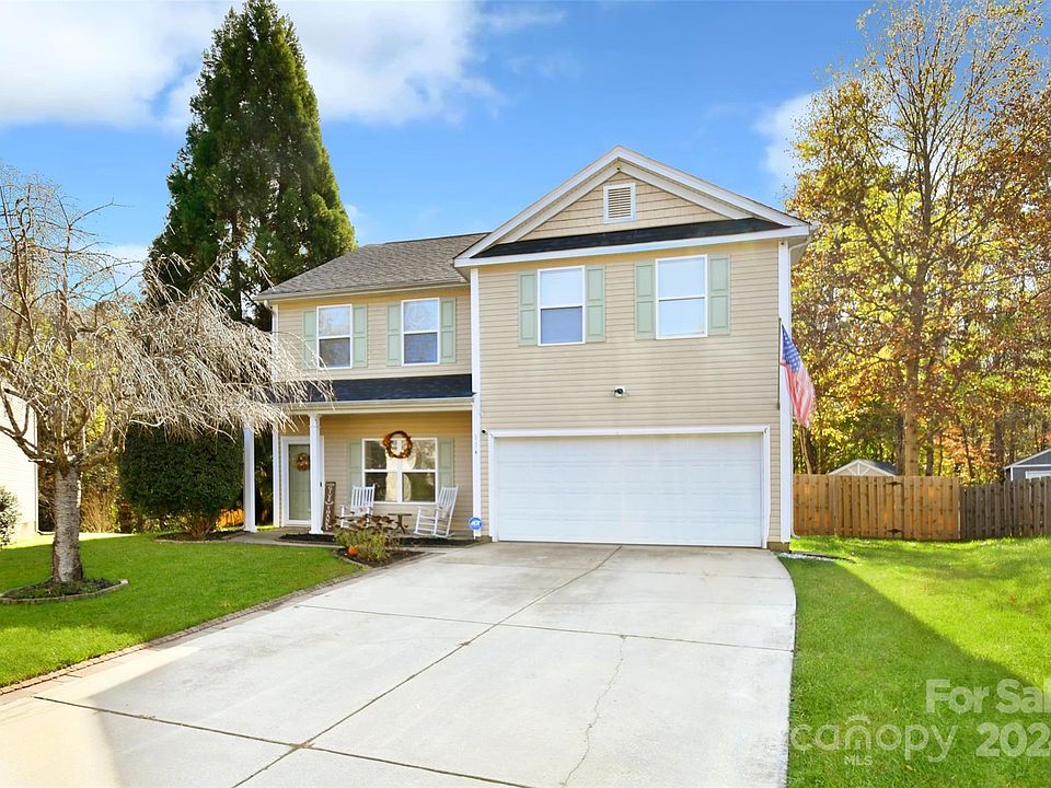 1st image of 114 Clacton Ct