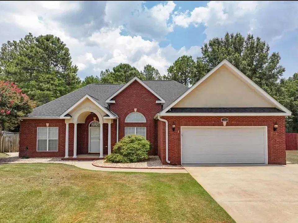 304 Ellicott Dr