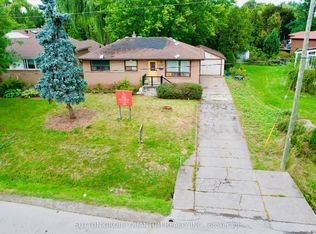 499 Valley Dr, Oakville, ON L6L4L9