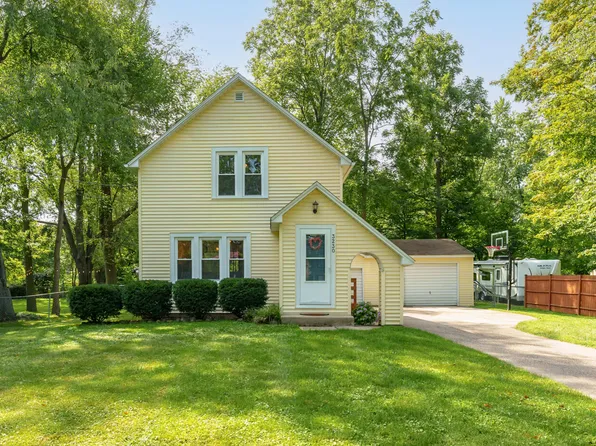 3230 Tampa St, Kalamazoo, MI 49048