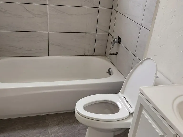 1730 Alcatraz Ave #6 — Photo 7
