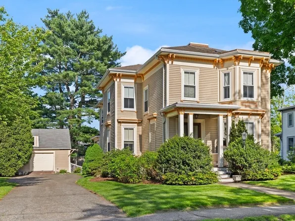 218 Melrose St, Newton, MA 02466