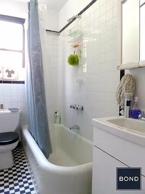 Rented by Bond New York | media 22