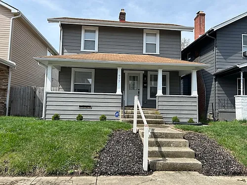 977 Oakwood Ave Photo 1