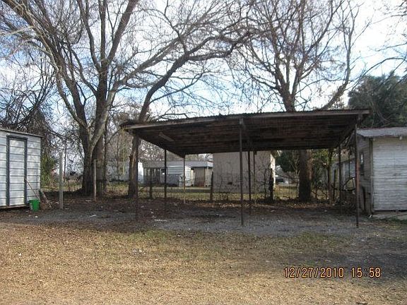 3rd image of 255 Meadow Lake Dr