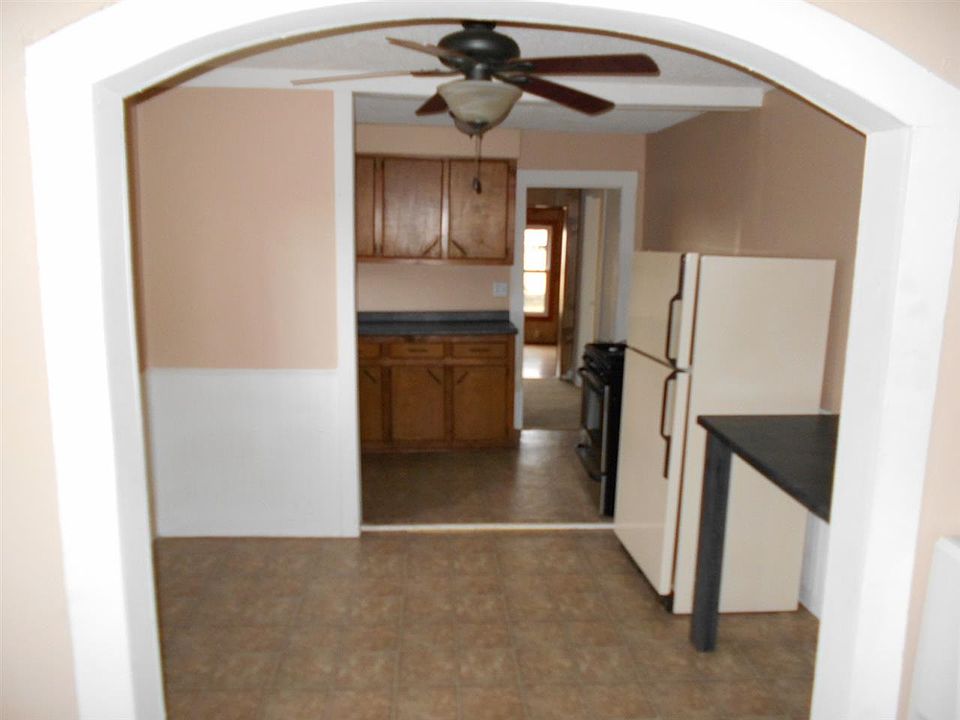 504 E Summit St, Doniphan, MO 63935 Zillow