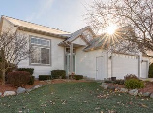 6750 Hartman Dr SE, Caledonia, MI 49316