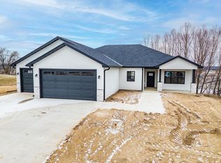 313 Eastridge Cir, Reedsburg, WI 53959