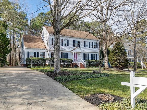 2nd image of 2120 Willowick Ln