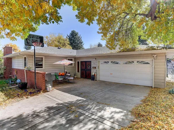 209 E Thunderbird Dr, Fort Collins, CO 80525