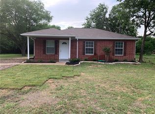 106 E Gilmer St, Rice, TX 75155