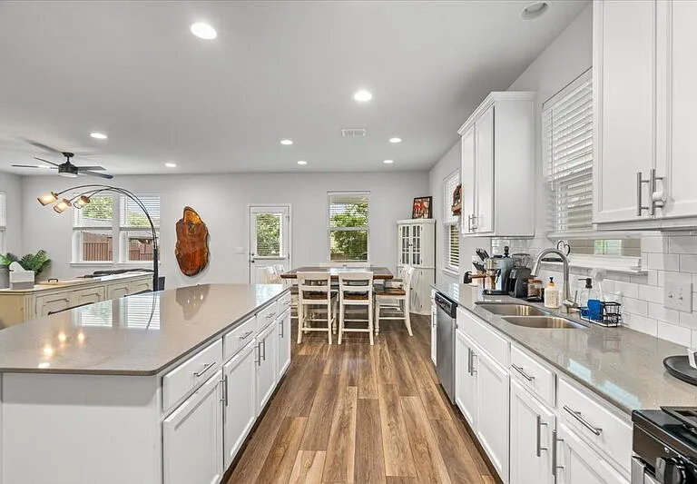 1205 Devon Stetson Pl — Photo 10