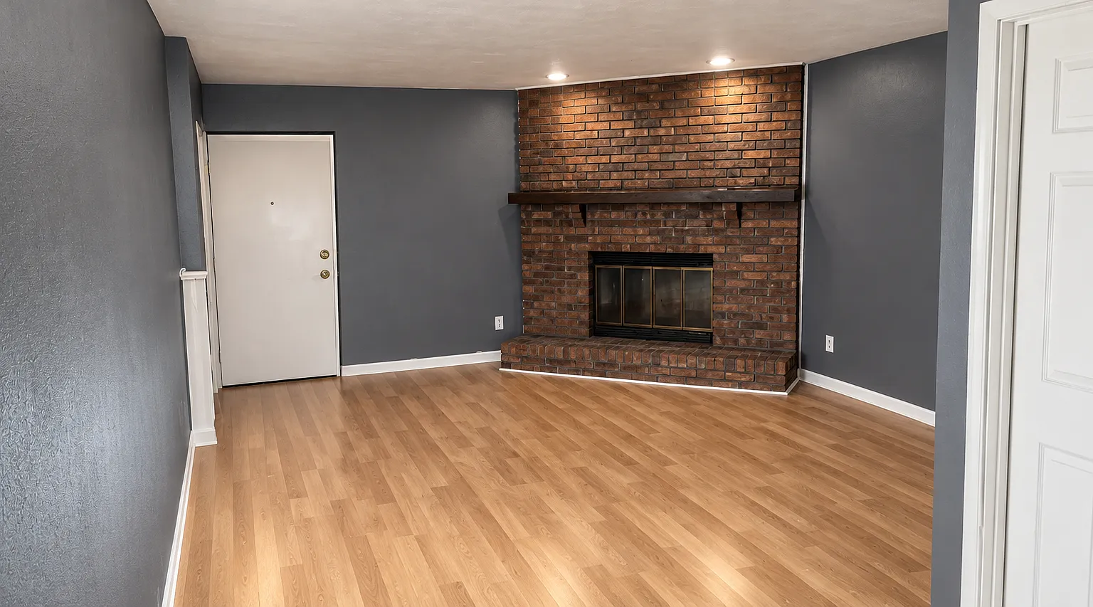2 bed, 1855 sqft, $1,200 — Photo 4
