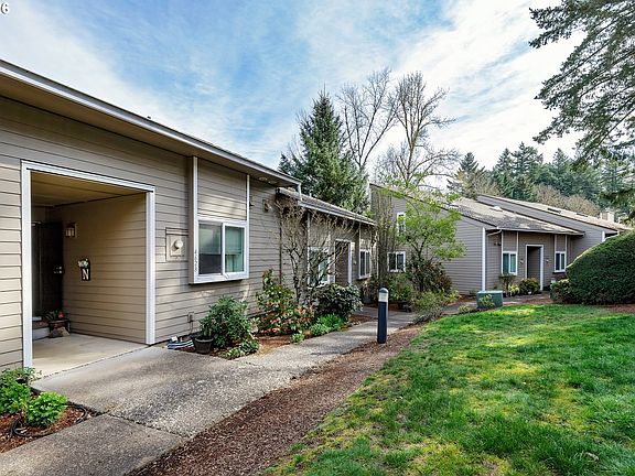 2nd image of 4628 SW Comus Pl