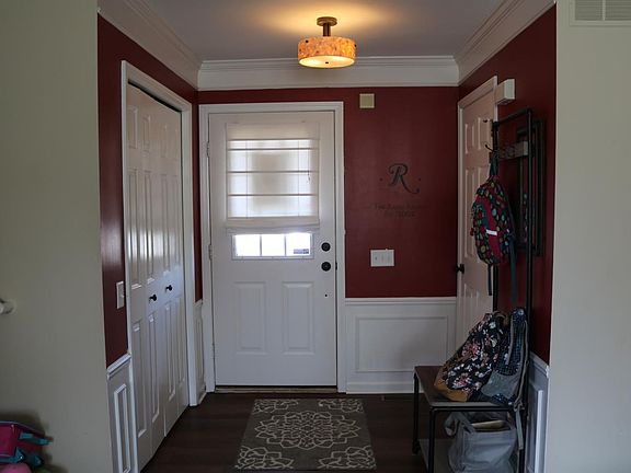 3rd image of 6422 Oakhurst Dr