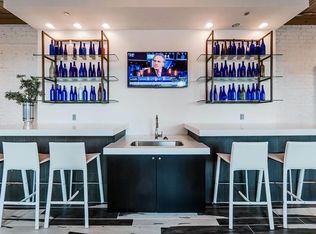 495 E Illinois St, Chicago, IL 60611