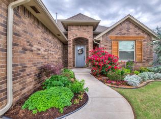 9117 NW 89th St, Yukon, OK 73099
