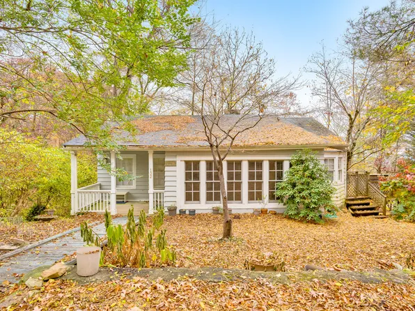 132 Sprayner Ter, Lookout Mountain, TN 37350